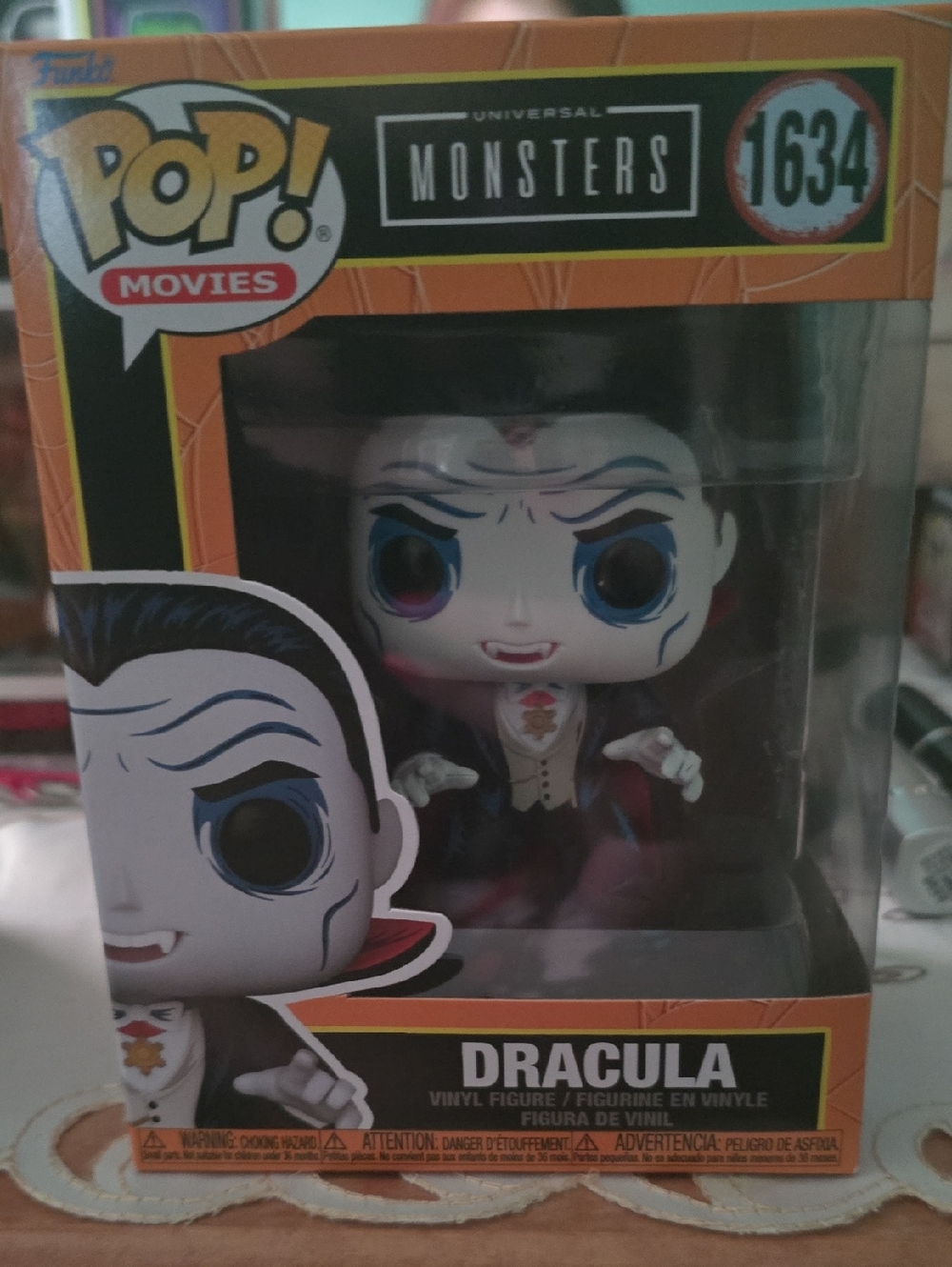 Funko Pop! Dracula Vinyl Figure - White, Black, Blue, Red